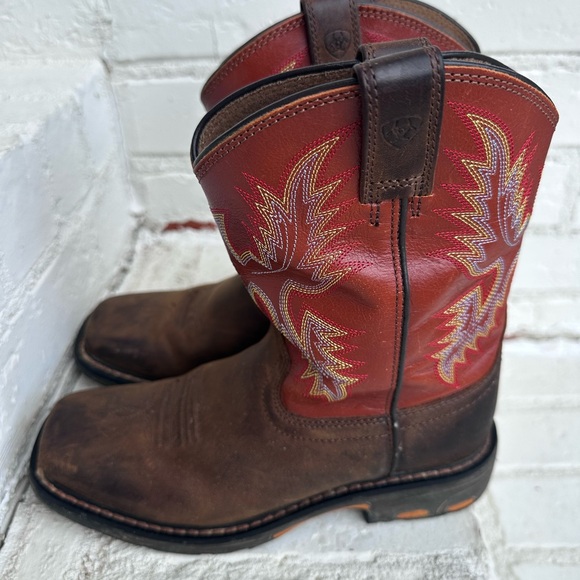 Ariat Red and Brown Western Boots - Picture 1 of 3